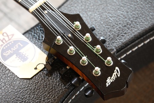 Collings MT O Sunburst A-Style Oval Hole Mandolin With Case - Picture 11 of 21