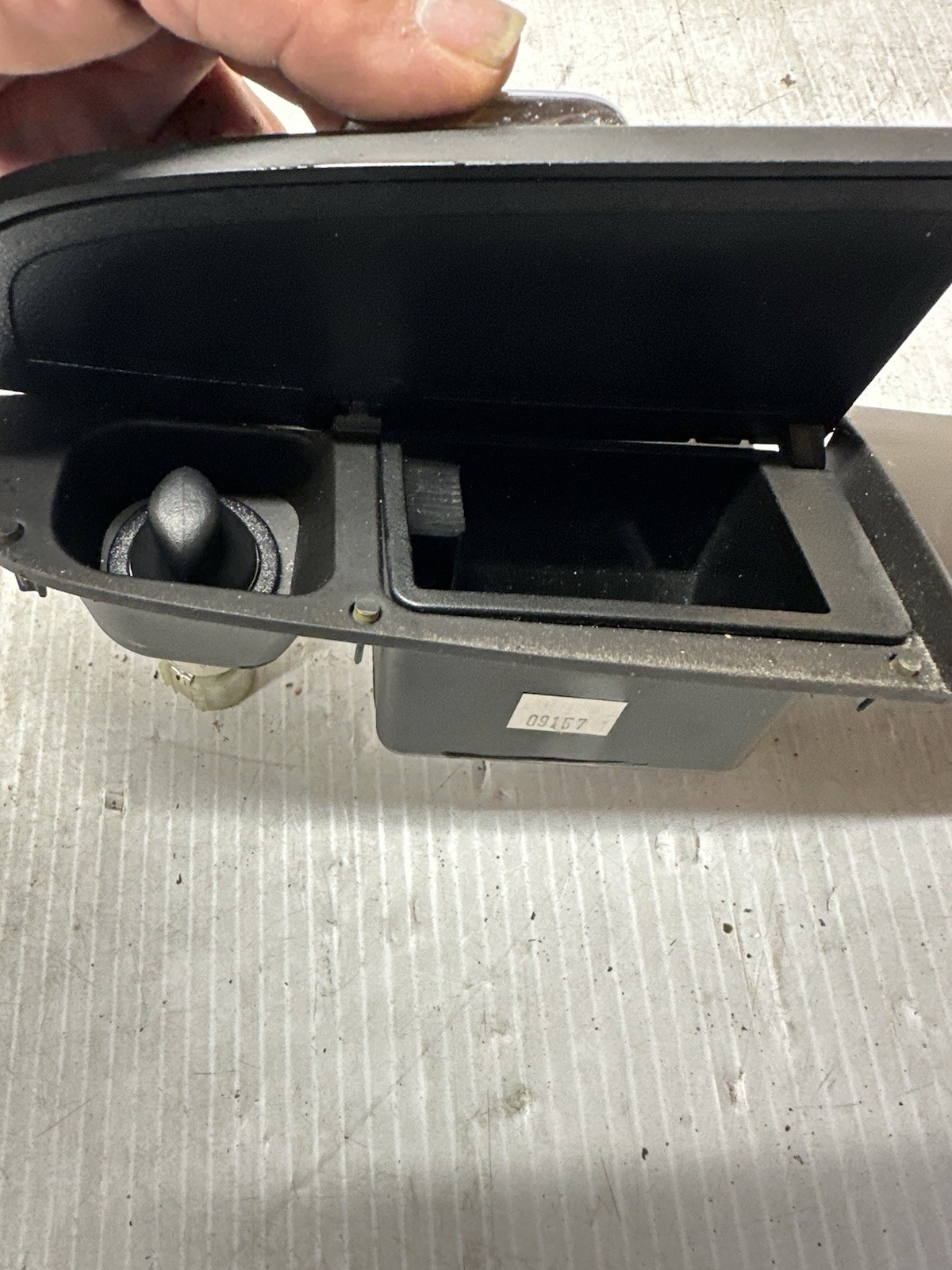 Picture 4 of 9