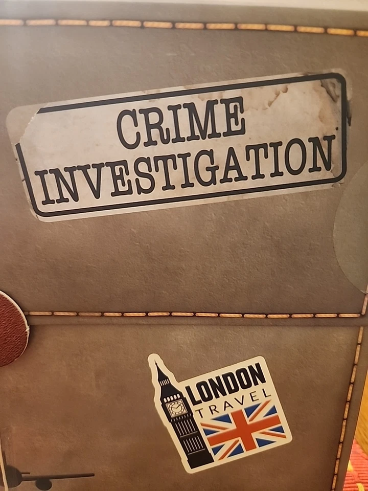 University Games Murder Mystery Party Case Files: Mile High Murder jogo de tabuleiro  - Imagem 3 de 4