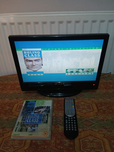 12v DC TV/DVD Caravan Motorhome Boat 'LINSAR 16LVD5' Battery Or Mains Operated - Picture 1 of 10