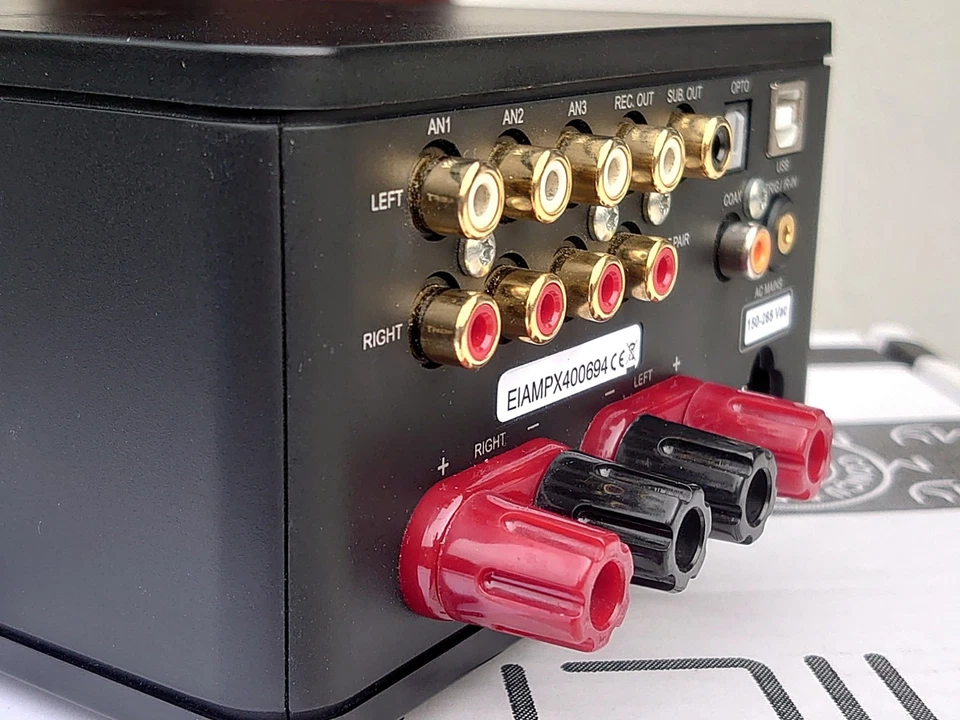 Micromega MyAmp audiophil Class AB amplificatore integrato DAC Bluetooth ottime condizioni scatola originale - Immagine 3 di 4