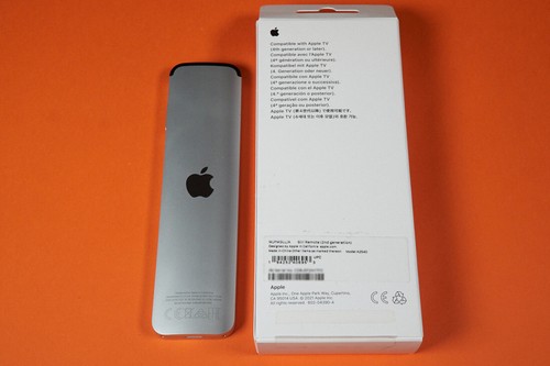 Apple Siri Remote for Apple TV (2nd generation) boxed. Lightning connector A2540 - Picture 5 of 5