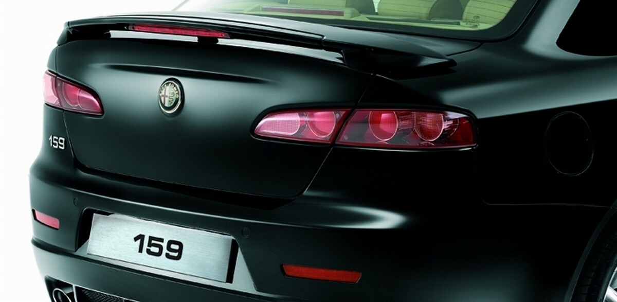 Aileron Alfa Romeo 159 V1 aérodynamique apprêté prêt à peindre