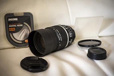 DC-Nikkor AF 135mm f/2 D + Extras
