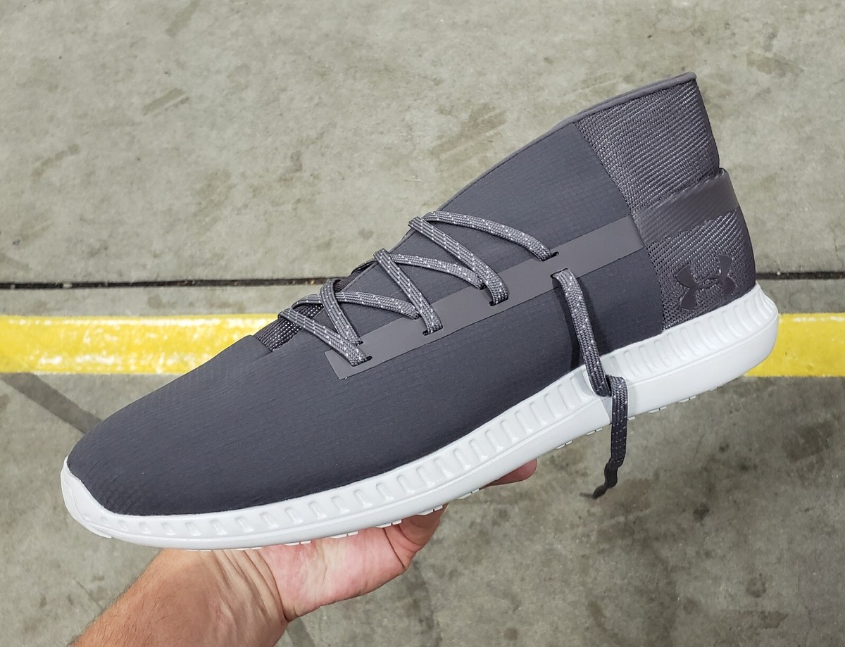 Under Armour UA Veloce Mid Ripstop 1302495-101 Chill-lax Chukka Shoes Size 8.5 Under Armour UA Veloce Mid Ripstop 1302495-101 Chill-lax  main image 3