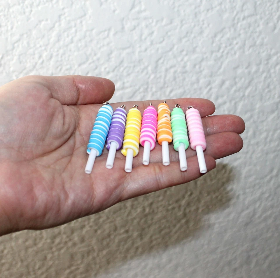 Coloridos Dijes Colgantes de Arcilla de Piruletas Retorcidas en Espiral, Juego de 7 piezas Hágalo Usted Mismo Suministro de Artesanía Foto 3 de 4