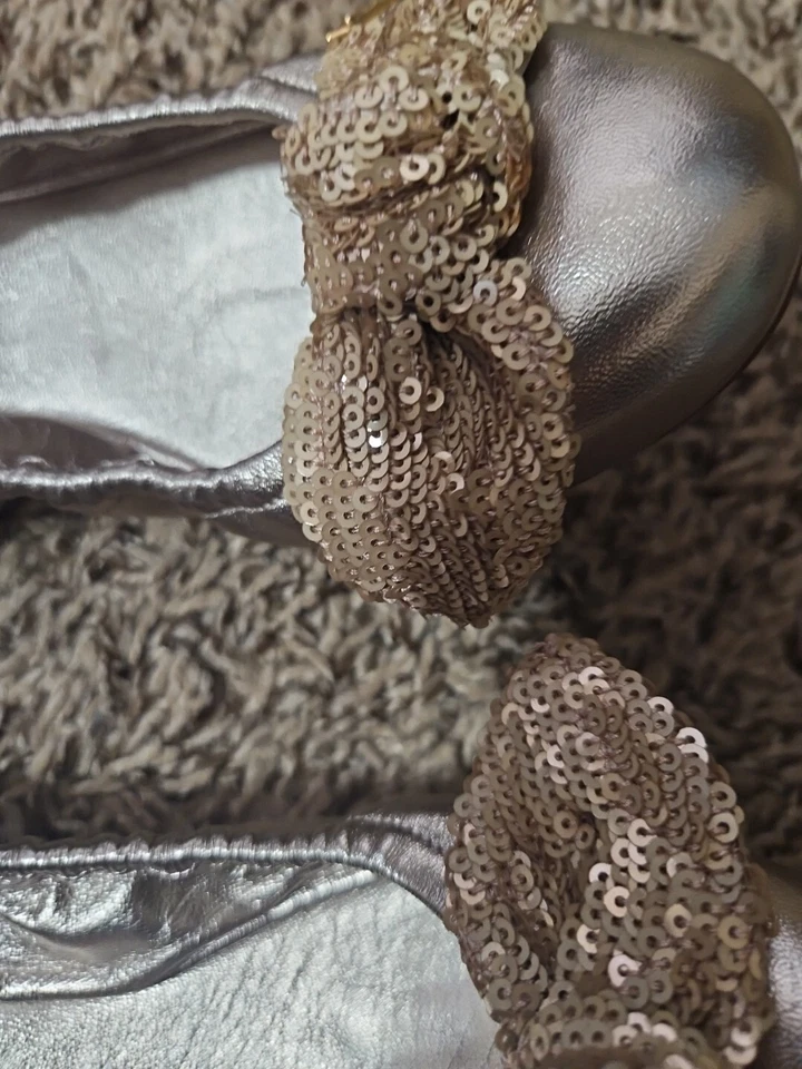 Louis Vuitton Cuero Metálico Amuleto Pisos EU 37 1/2 US 7 1/2 Foto 4 de 4