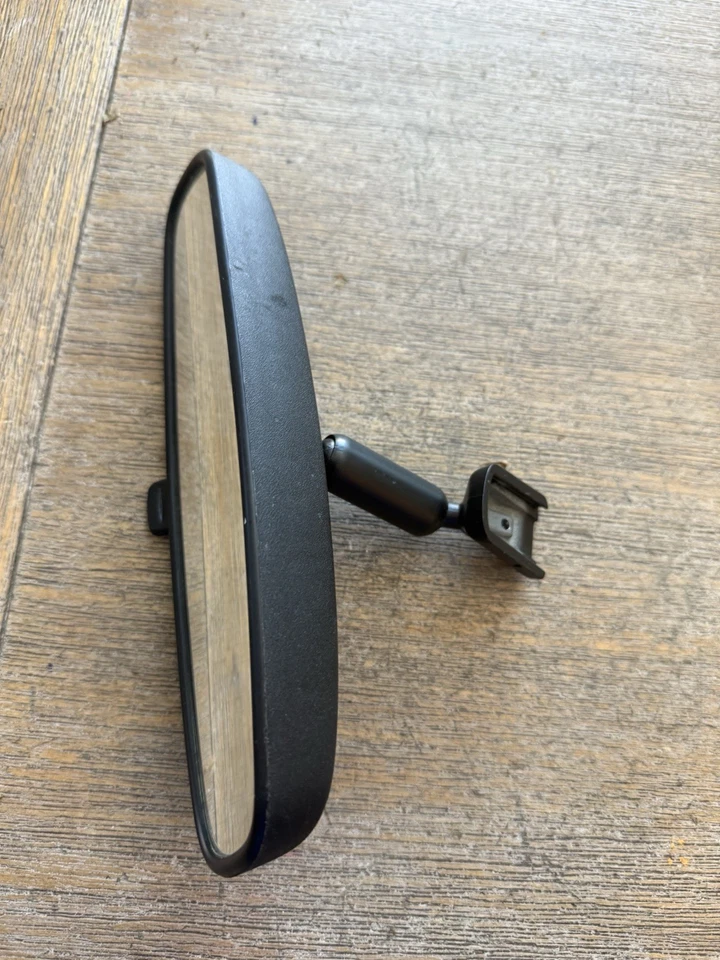 2020- 2021 Chevrolet EQUINOX  Interior Rear View Mirror Oem E11026250 — 第 3/4 张图片