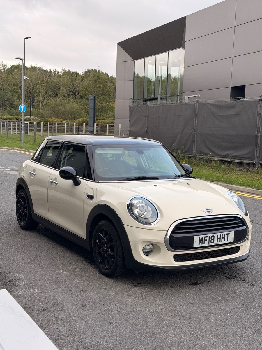 MINI Cooper 2018 1.5 Turbo Petrol 92k Cream 5 Door
