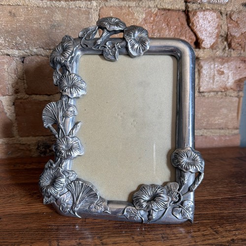 Vintage Floral Picture Frame Morning Glory Pewter Silver Tone Elsa L. Inc 5x7