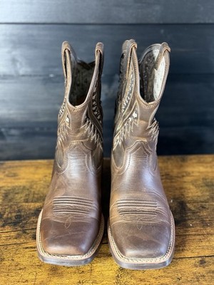 Ariat 10038340 Hybrid VentTEK Wide Square Toe Western Boots for Boys- Distressed