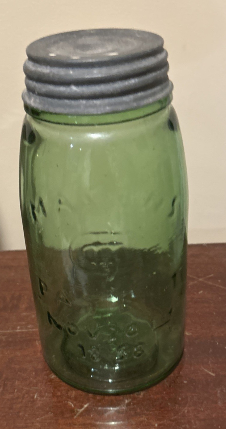 Vintage  Green Quart Mason's Patent Nov 30 1858 Canning Jar Zinc Lid H362
