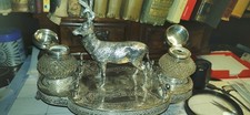 Schreibtischständer mit Hirsch Mittelstück versilbert und Tintenfass Vintage 1873 selten