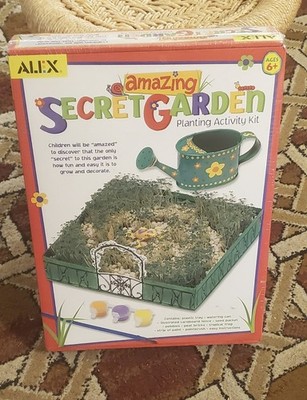 AlexToys The Amazing Secret Garden Planting Activity Kit