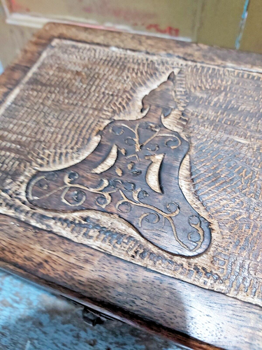 INDIAN HAND CARVED MANGO WOOD BOX - "BUDDHA" DESIGN - Picture 3 of 10