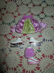 BRATZ YASMIN ICE CHAMPIONS REPLACEMENT CLOTHES EUC-MINTY ...