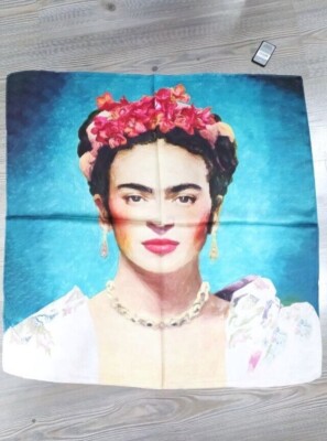 Foulard quadrato Frida Kahlo nuovo con cartellino
