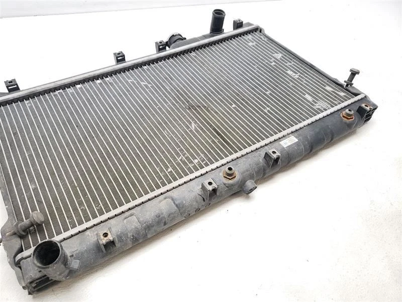 Radiador 90-97 Mazda MX-5 Miata OEM BPE815200 Foto 4 de 4