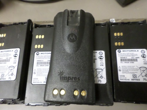Lot of 28 Low Charge Capacity Motorola HNN4001A Batteries USED PARTS OR REPAIR - Picture 6 of 6