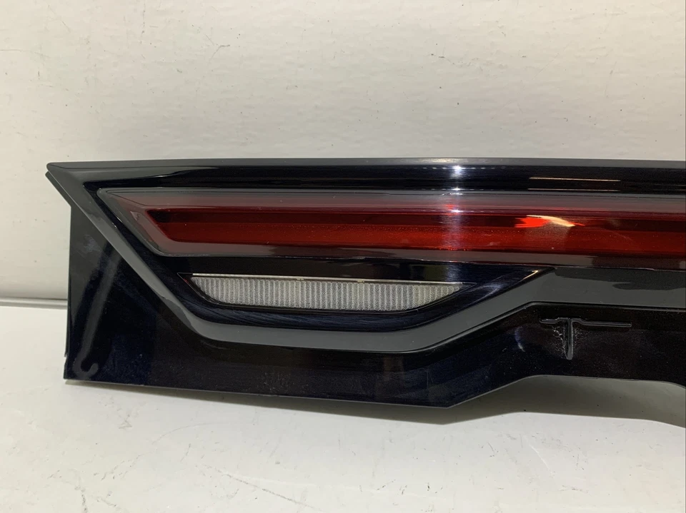 Luz trasera interior LED 2024-2025 pasajero derecho OEM 0464 Acura ZDX Foto 3 de 4