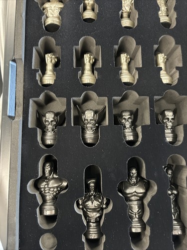 SET SCACCHI STREET FIGHTER 25° ANNIVERSARIO DA COLLEZIONE IN SCATOLA LEGGI - Foto 8 di 20