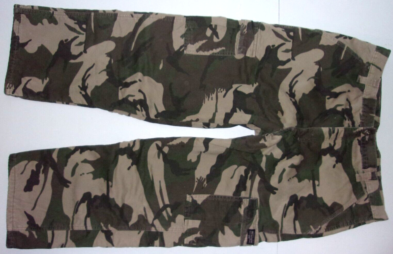 Men's Wrangler Insulated Cargo Camouflage Pants 100 … Gem