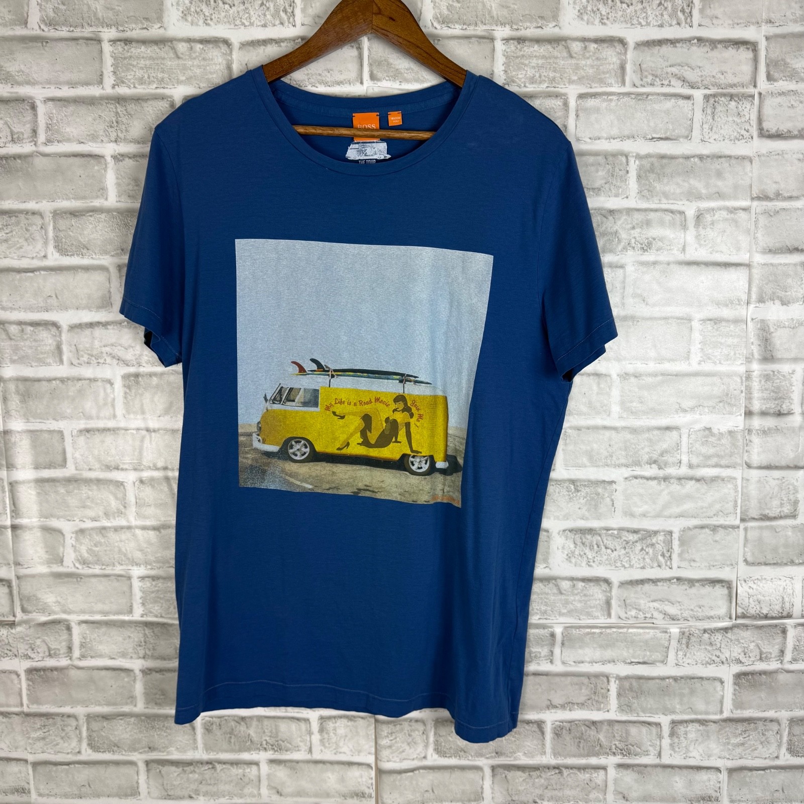 HUGO BOSS Orange Label Royal Blue Surfer Tour Van Graphic T-Shirt Mens LARGE