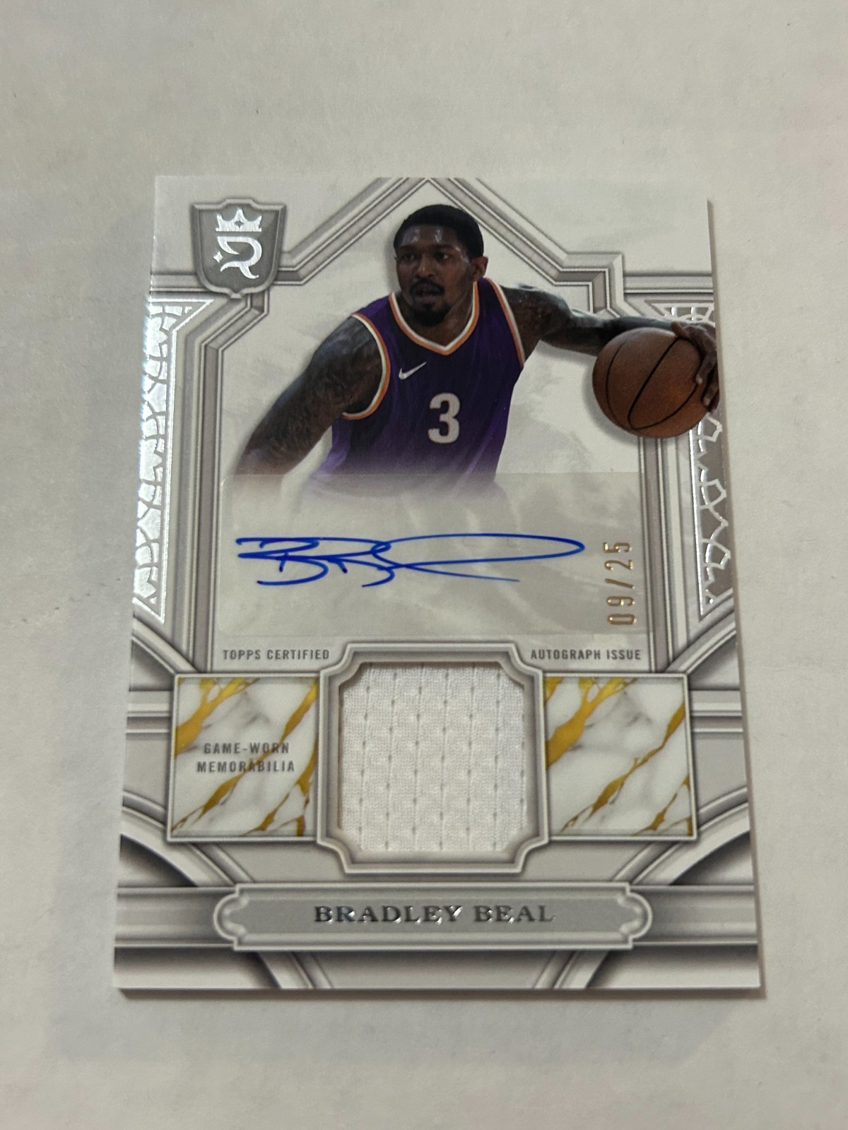 2023-24 Topps Royalty Bradley Beal 9/25 Game Used Patch Auto Suns view 1