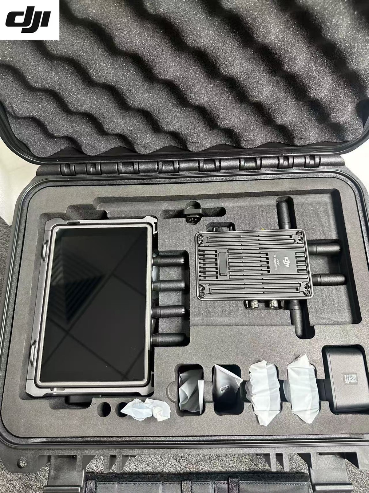 DJI Transmission (High-Bright Monitor Combo)