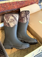 RedHead Camo Utility Waterproof Rubber Boots for Men, Size 8 NEW IN BOX