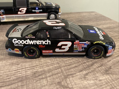 Brookfield Collectors 1999 Dale Earnhardt Sr. 25th GoodWrench Car, Flatbed 1:24 - Picture 7 of 20