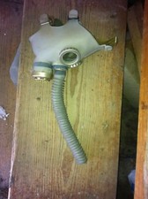 40x NVA Gasmaske Kindermaske grau gebraucht II Wahl mit Fehlern DEKO