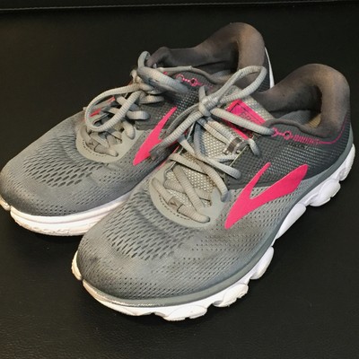 crosstrain trainer brooks trainers