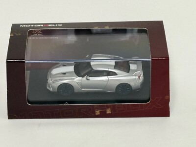 1/64 Motorhelix Nissan Skyline GT-R R35 50th Anniversary Edition