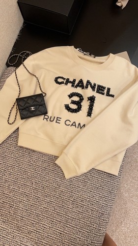 NWT CHANEL 20P Rue Cambon CC LOGO 