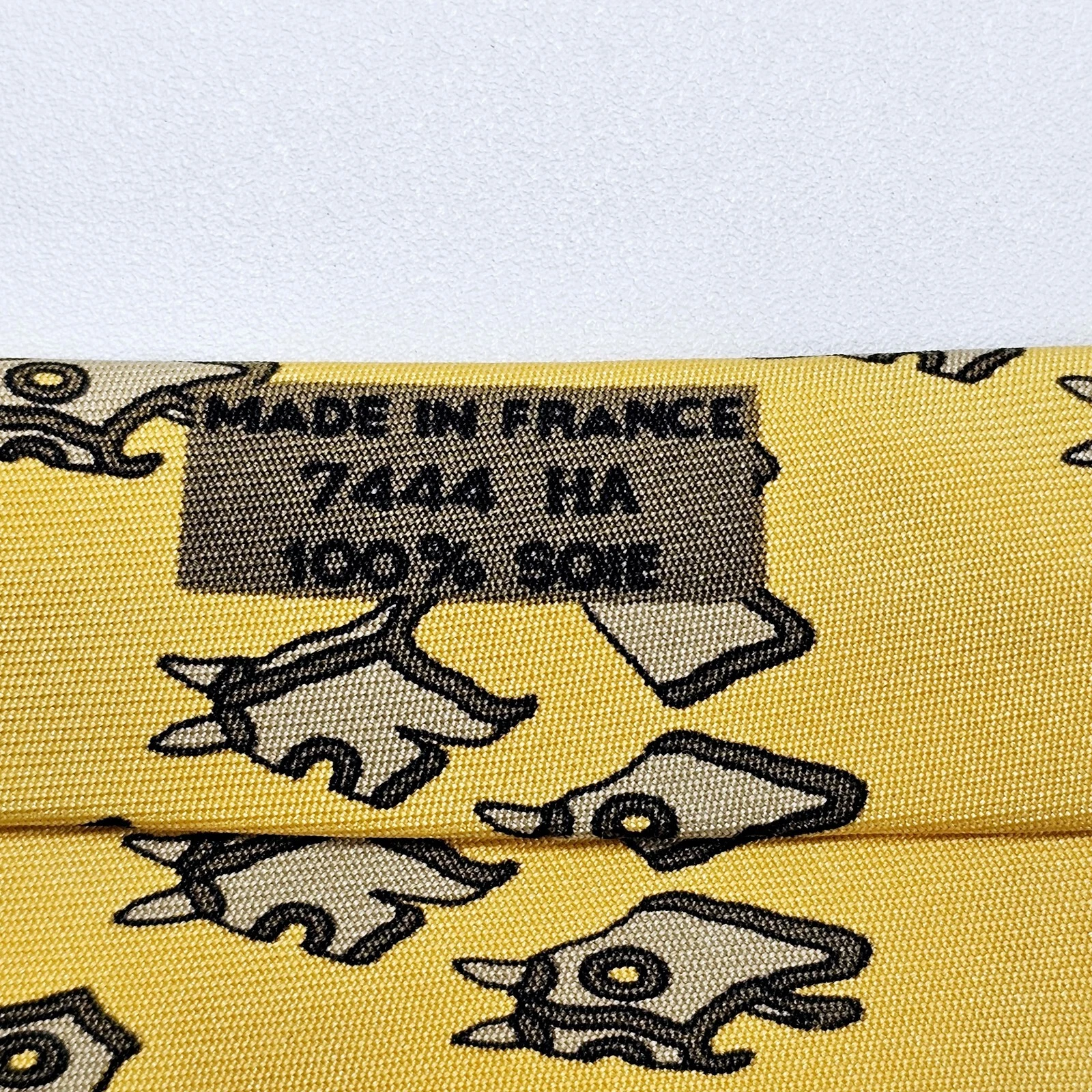 HERMÈS CRAVATTA HERMES 100% SETA GIALLA CON CAPPUCCIO VISO CAVALLO MODELLO 7444 HA Autentica