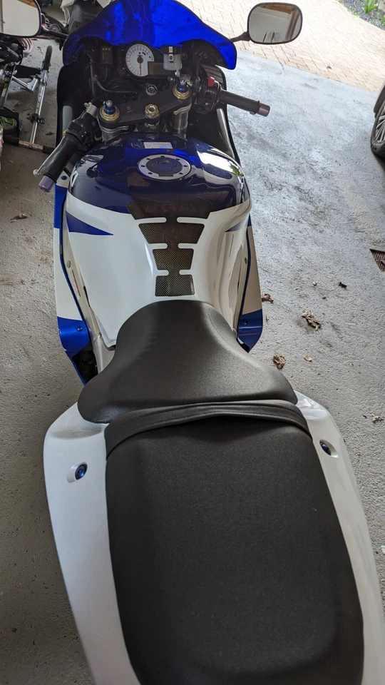 gsxr 750 - Bild 2 von 4