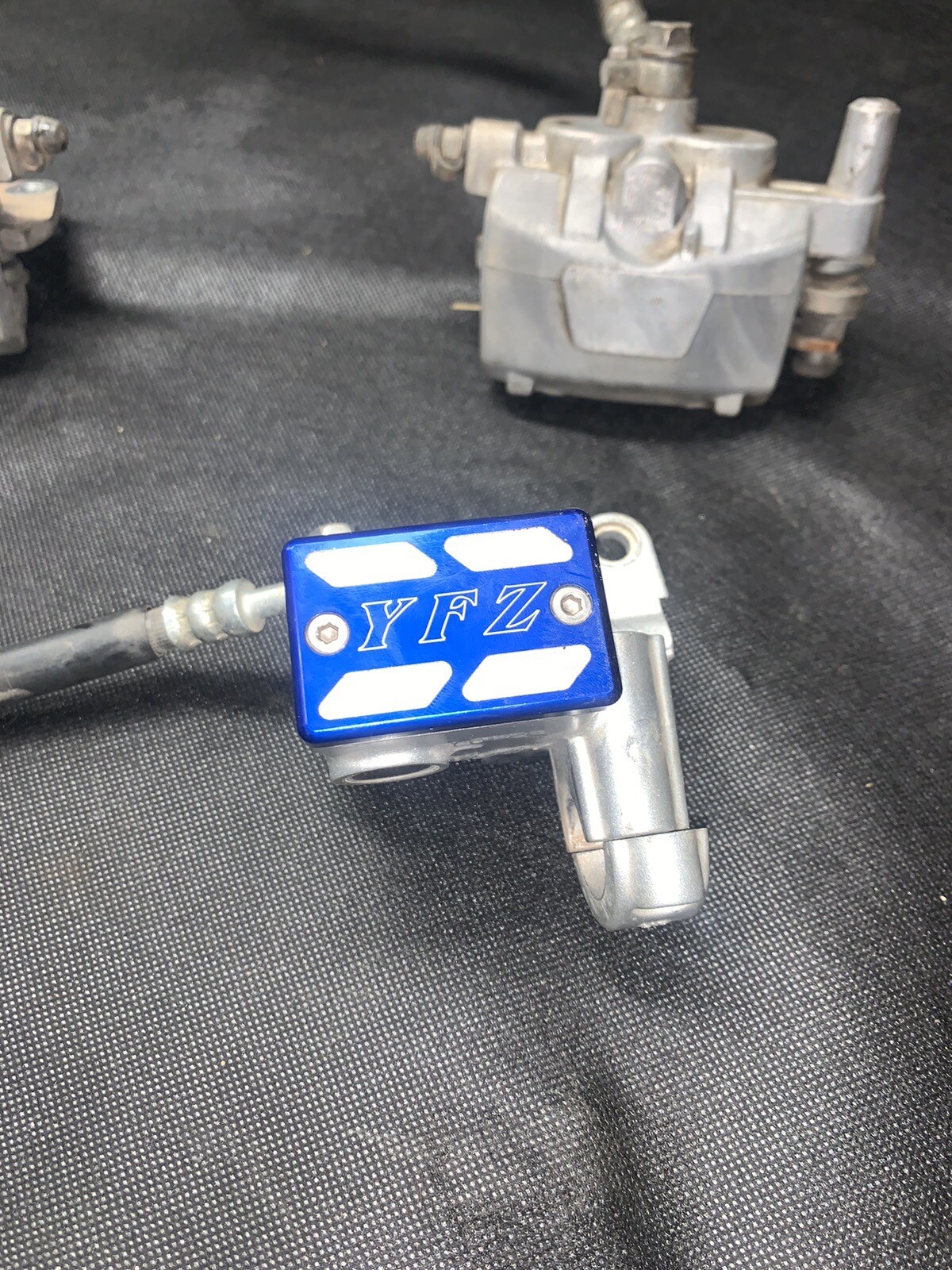 0405 2005 YFZ450 YFZ 450 OEM Front Brake Calipers Caliper Master