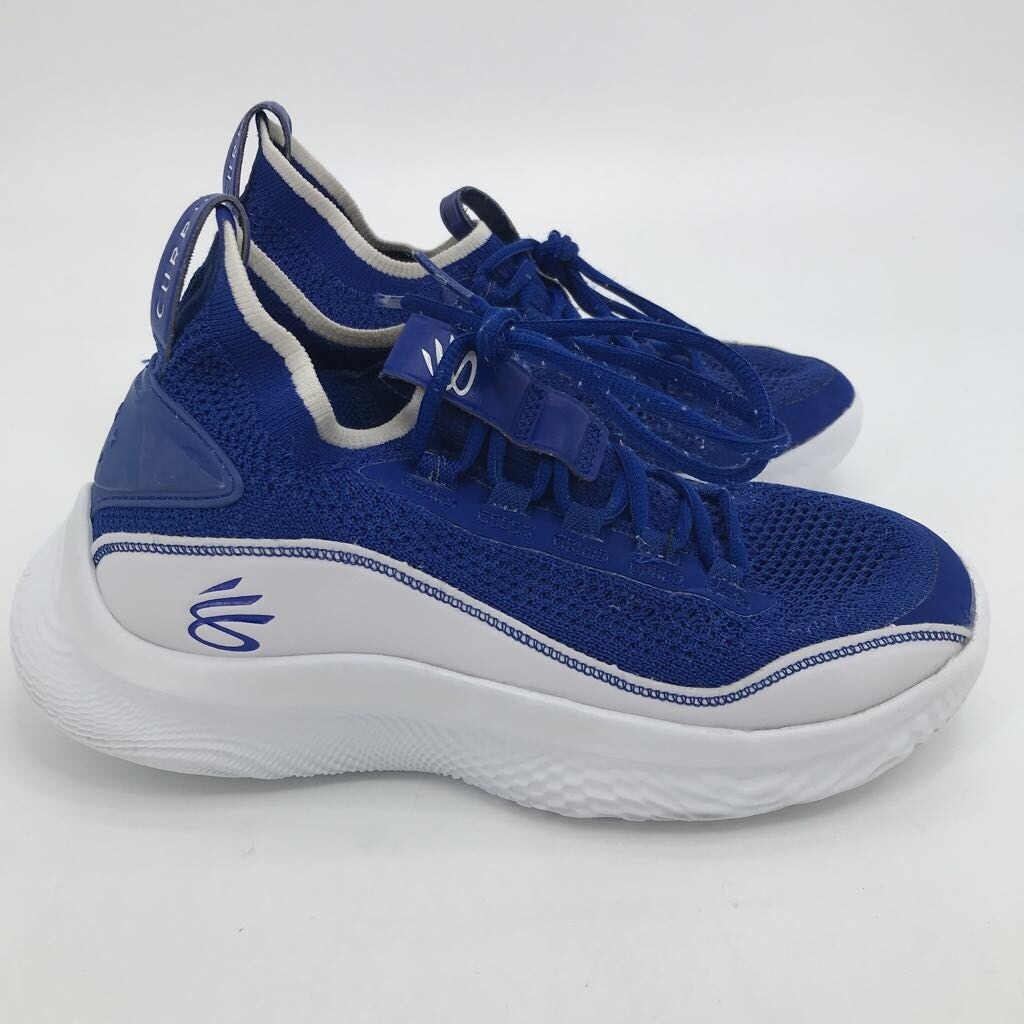 Size 6 (GS) - Under Armour Curry Flow 8 Low Flow Like Water