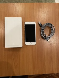 Apple iPhone 6 - 16GB - Silver Silber Ohne Simlock Siehe Beschreibung