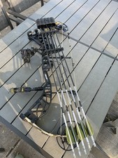 Left Hand Bear Archery Whitetail INT Compound Bow Nearly New!