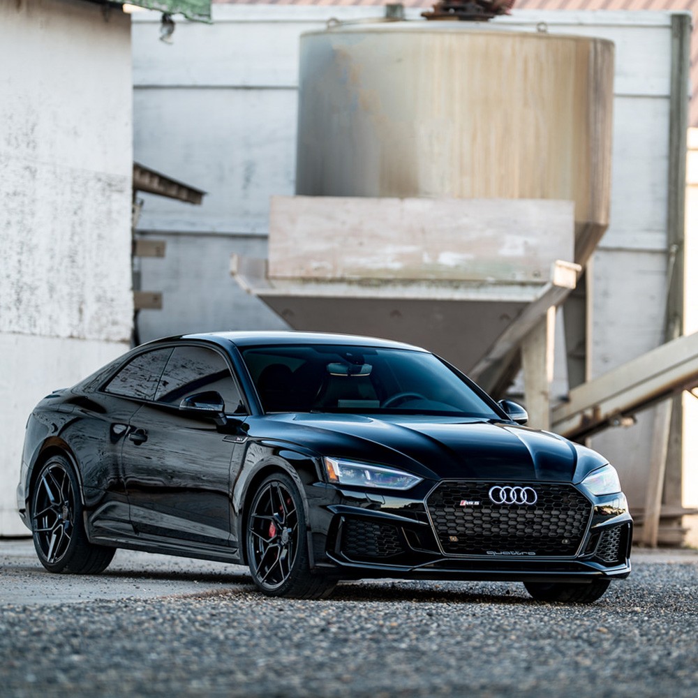 Audi R8 Front Wheel Black