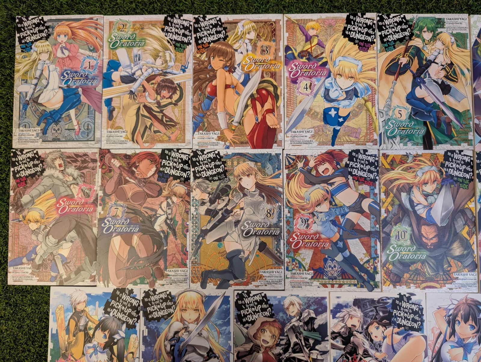 Danmachi Manga Lot English 17 volumes