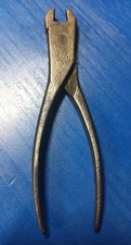 Vintage Utica Tool Battery Pliers USA     3 Diamond Logo 