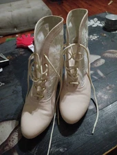funtasma White Lace boots. Vintage 
