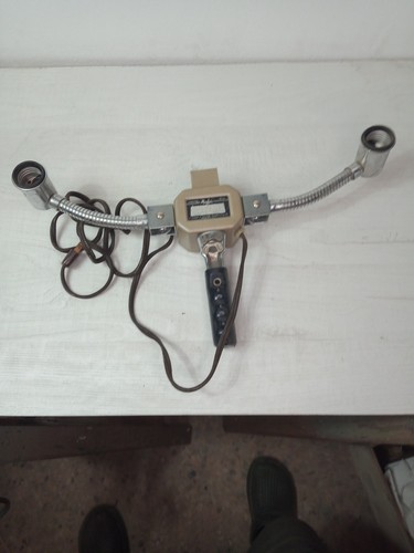 VINTAGE CINEPRESA CINE LIGHT ILLUMINATORE MAYFAIR N.Y. Faro Faretto