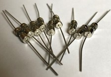 Foot lead GLASS fuse 2A Slow & F2A Fast Blow T2AL250V T2000mA 3.6x10mm Axial amp