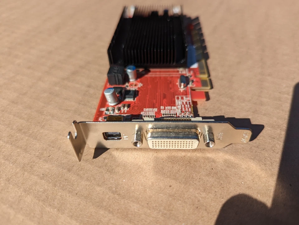 VISIONTEK DMSGR1PC  6350 HD 1GB DDR3 DVI-I, HDMI, VGA GRAPHICS CARD ZZ5-2(12 - Image 2 of 4