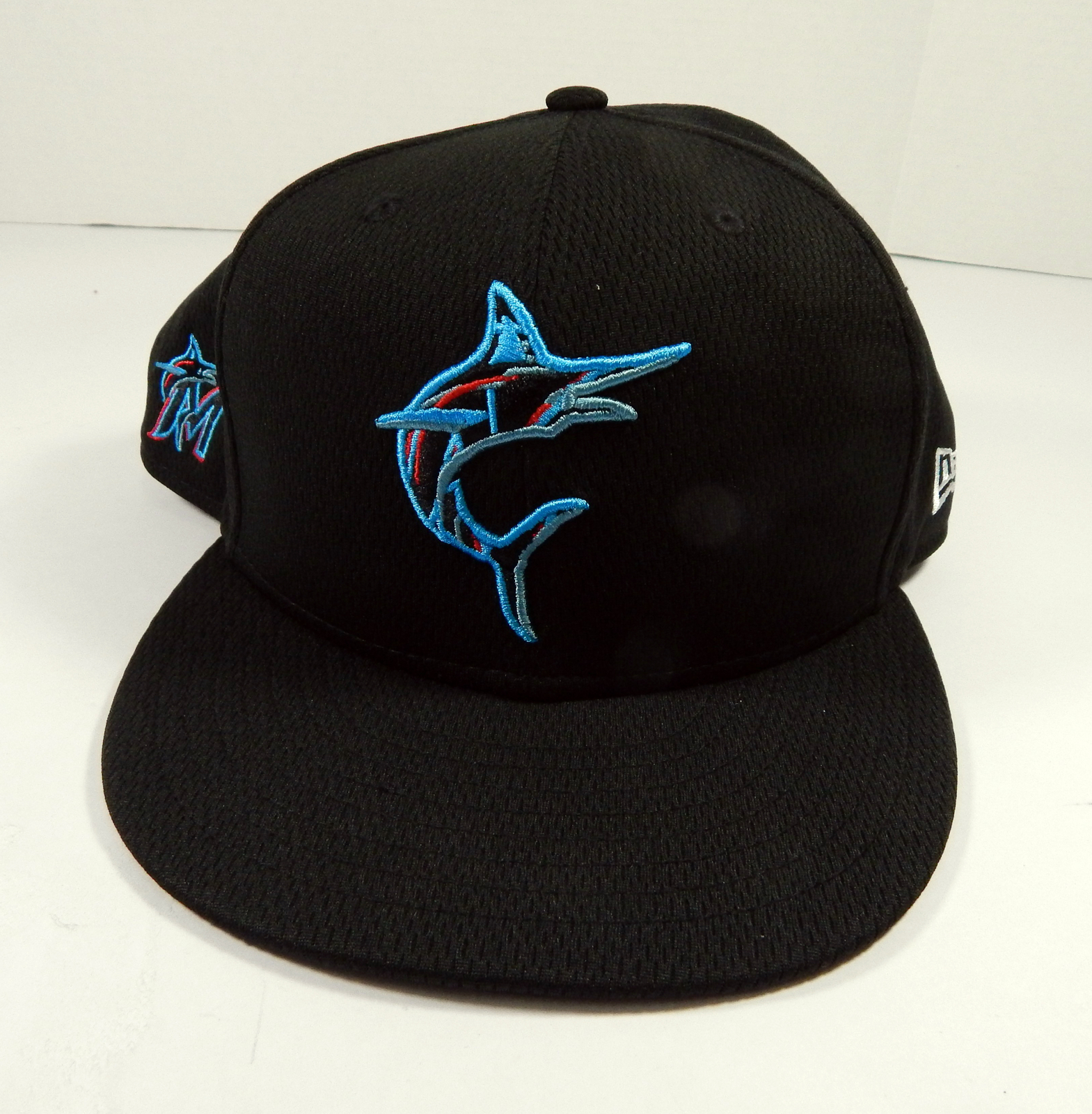 2021 Miami Marlins Game Issued Black Hat ST BP 8 8