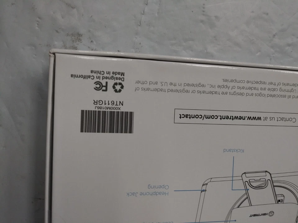 Funda Resistente NEWTRENT GLADIUS iPad NT611GR, Negra con Correa de Cuero. NUEVO Caja Abierta Foto 3 de 4